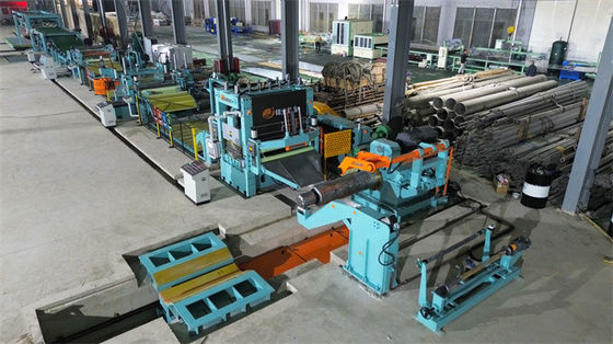 উচ্চ নির্ভুলতা servo প্রান্ত ট্রিমিং সঙ্গে স্টেইনলেস স্টীল coils জন্য দৈর্ঘ্য লাইন কাটা